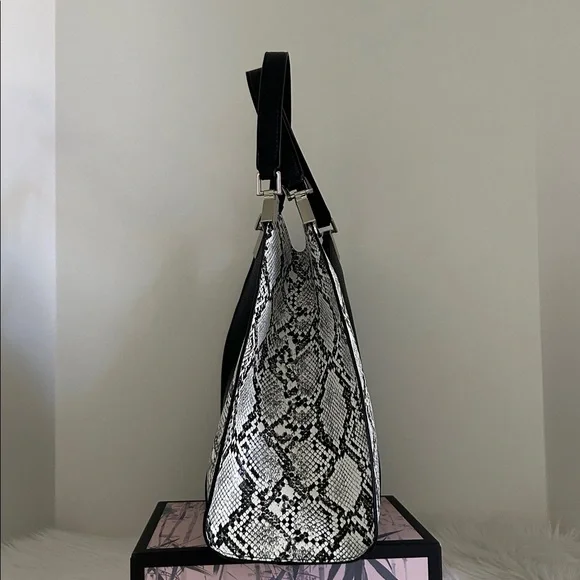 Steve Madden Black & Snake Skin Purse - NWOT - Picture 4 of 11